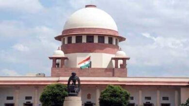 बुलडोजर के खिलाफ