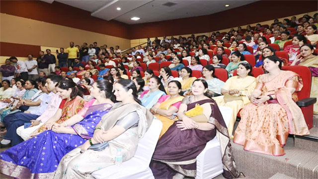 शिक्षकों