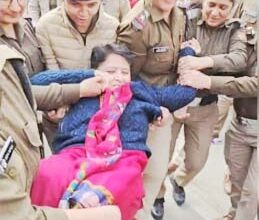 नर्सिंग बेरोजगारों