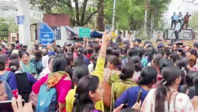 मांगों को लेकर