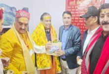 मुकेश अंबानी