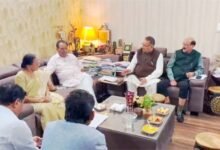 दुकानदारों